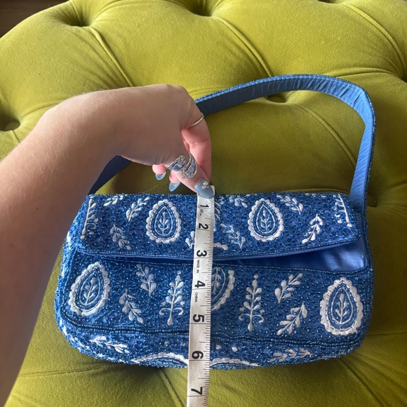 💙Beaded Handbag - Picture 8 of 8